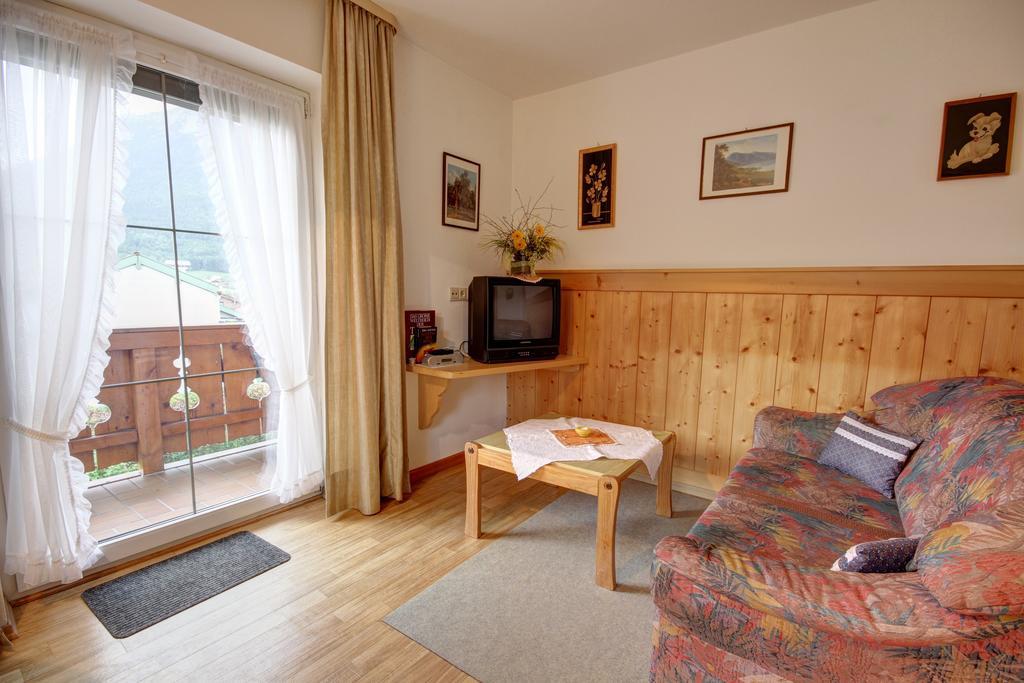 Ferienwohnung Haus Rieder انزل المظهر الخارجي الصورة